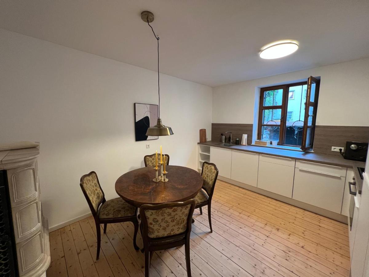 Liboria I Als Gruppe Im Denkmal Augsburgs Appartement Buitenkant foto